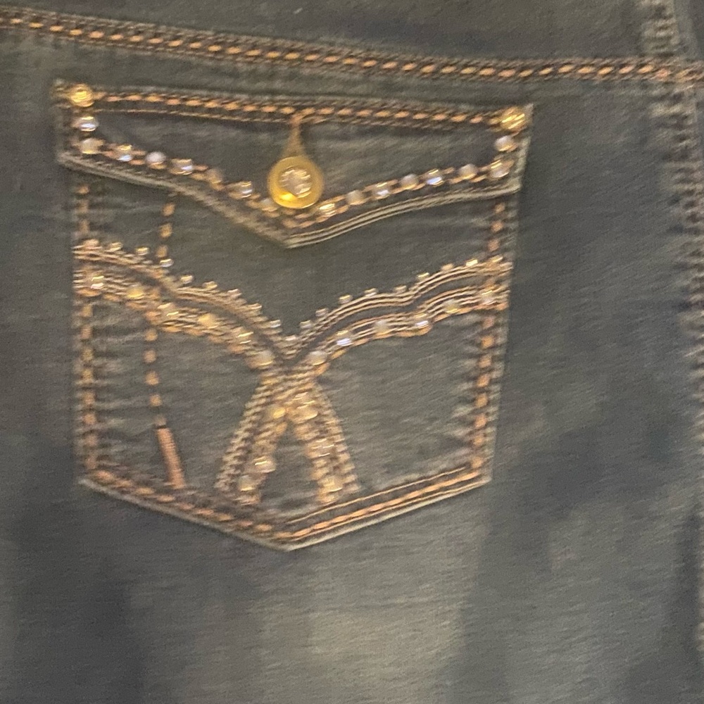 Cato Woman Denim Skirt Size 24W. Long w/Split, jeweled pockets new with tags - Picture 6 of 12